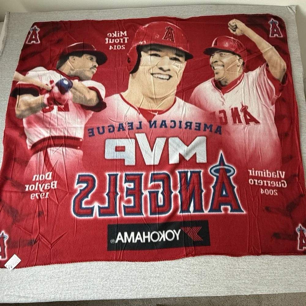 NEW Los Angeles Angels Blanket Red American League MVP Trout/Guerrero/Baylor